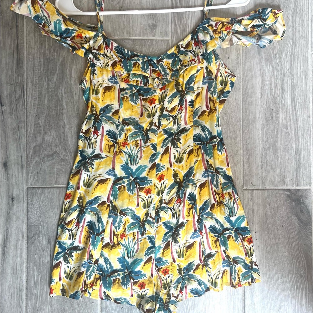 Forever 21 new romper size S